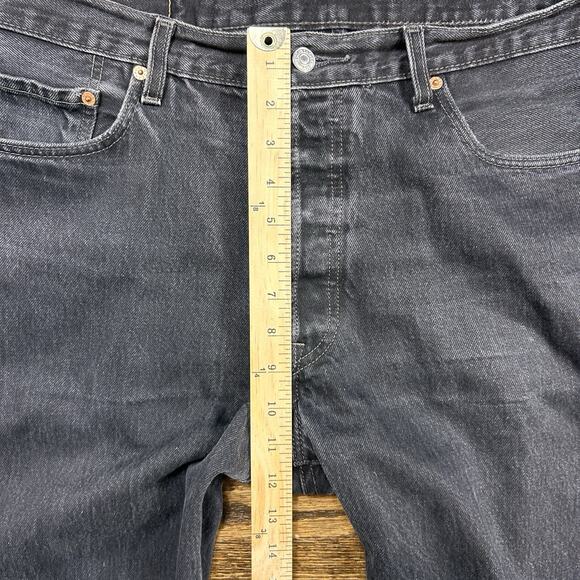 Vintage 90s Levis 501 Jeans Men 36x34 Black Straight Button Fly Denim Distressed - Picture 6 of 13